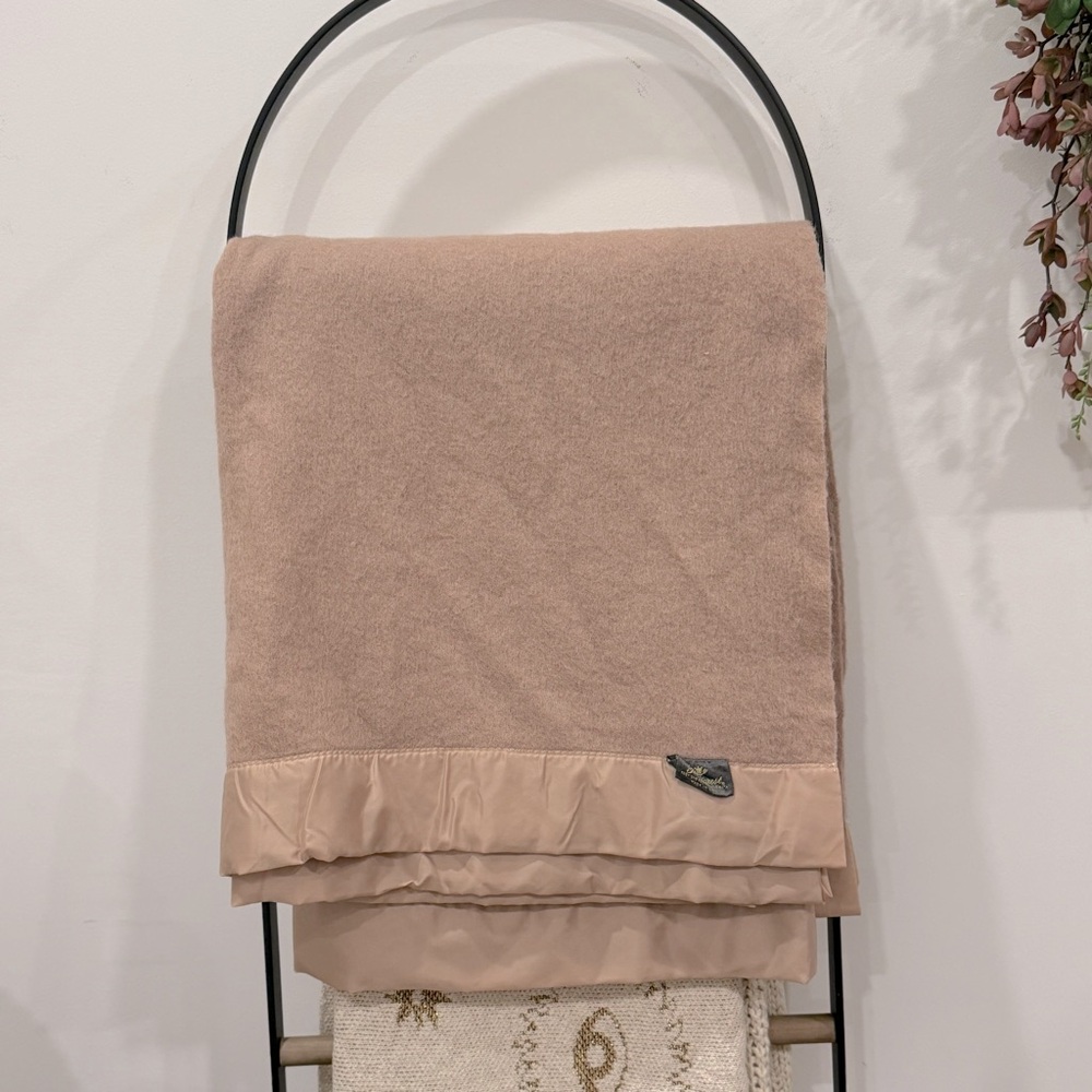 Vintage St. Mary's pure wool blanket